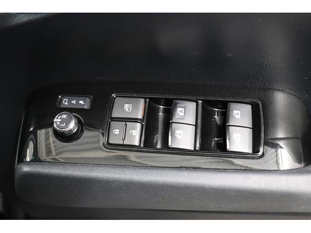 ヴェルファイア 2.5Z Aエディション 7人乗り ワンオーナー 両側電動スライドドア フルセグ メモリーナビ CD/DVD再生 後席モニター ドライブレコーダー バックモニター ETC 純正アルミホイール LEDヘッドライト 衝突回避(40枚目)