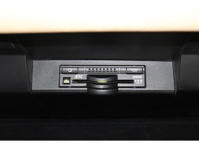 NX NX300h Iパッケージ ナビ&TV Bluetoothオーディオ 1オーナー 地デジフルセグTV キーレス オートライト Bカメラ ミュージックプレイヤー接続可 メモリーナビ オ-トエアコン 横滑り防止装置 サイドカメラ(7枚目)