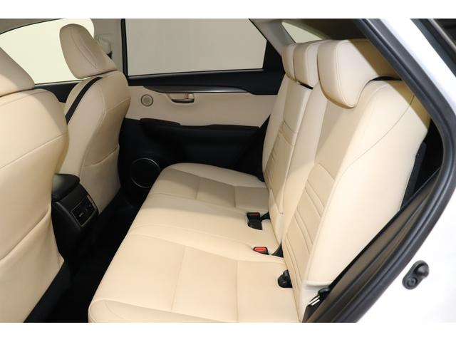 NX NX300h Iパッケージ ナビ&TV Bluetoothオーディオ 1オーナー 地デジフルセグTV キーレス オートライト Bカメラ ミュージックプレイヤー接続可 メモリーナビ オ-トエアコン 横滑り防止装置 サイドカメラ(19枚目)