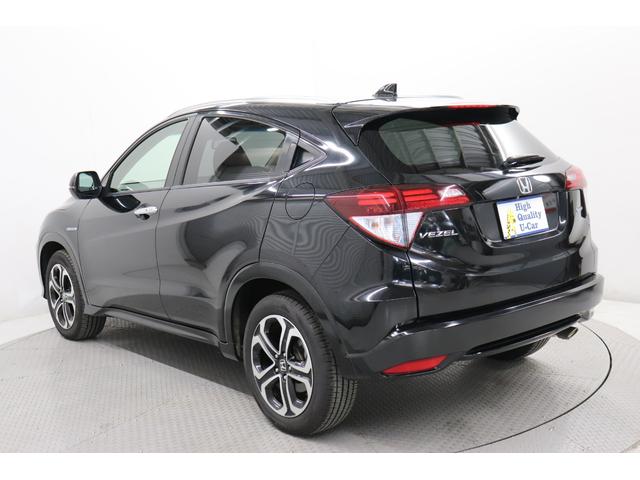 ヴェゼル ハイブリッドＺ　ＢＬＵＥＴＯＯＴＨ　Ｒカメ　スマキー　ワンオーナー　ＬＥＤランプ　ＥＴＣ付　電動格納ドアミラー　シ－トヒ－タ－　サイドカーテンエアバック　運転席助手席エアバッグ　ＶＳＡ　パワーステアリング　Ｄレコ（2枚目）