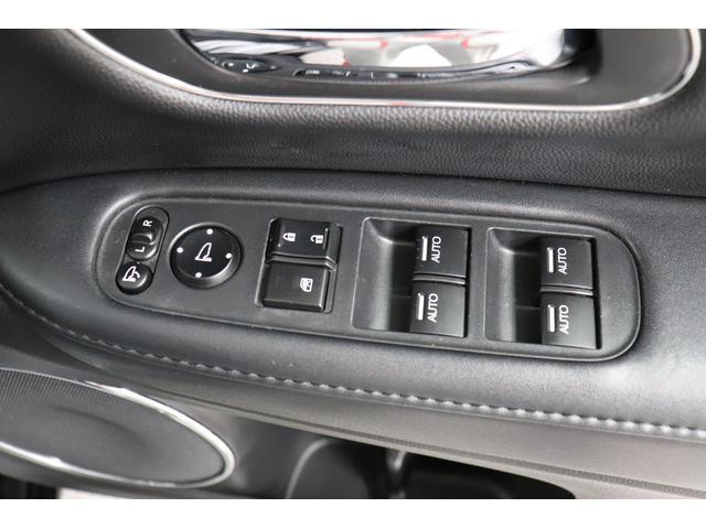 ヴェゼル ハイブリッドＺ　ＢＬＵＥＴＯＯＴＨ　Ｒカメ　スマキー　ワンオーナー　ＬＥＤランプ　ＥＴＣ付　電動格納ドアミラー　シ－トヒ－タ－　サイドカーテンエアバック　運転席助手席エアバッグ　ＶＳＡ　パワーステアリング　Ｄレコ（34枚目）