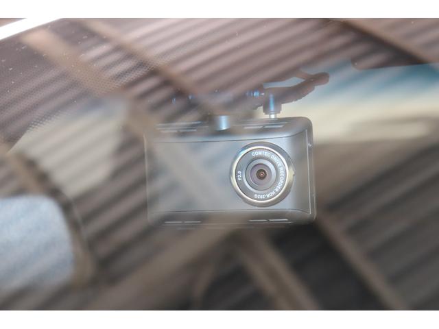 ヴェゼル ハイブリッドＺ　ＢＬＵＥＴＯＯＴＨ　Ｒカメ　スマキー　ワンオーナー　ＬＥＤランプ　ＥＴＣ付　電動格納ドアミラー　シ－トヒ－タ－　サイドカーテンエアバック　運転席助手席エアバッグ　ＶＳＡ　パワーステアリング　Ｄレコ（35枚目）