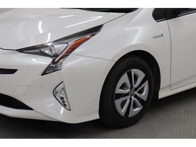 プリウス Ａプレミアム　シートＨ　ＬＫＡ　Ｂｌｕｅｔｏｏｔｈ対応　クリソナー　駐車アシスト　電動パワーシート　電動格納ドアミラー　黒革シート　ＡＣ１００Ｖ　ＳＤ　アイドリングストップ機能　ＬＥＤライト　地デジフルセグ　ＡＣ（15枚目）