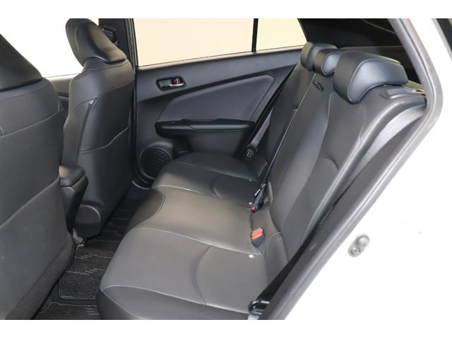 プリウス Ａプレミアム　シートＨ　ＬＫＡ　Ｂｌｕｅｔｏｏｔｈ対応　クリソナー　駐車アシスト　電動パワーシート　電動格納ドアミラー　黒革シート　ＡＣ１００Ｖ　ＳＤ　アイドリングストップ機能　ＬＥＤライト　地デジフルセグ　ＡＣ（25枚目）