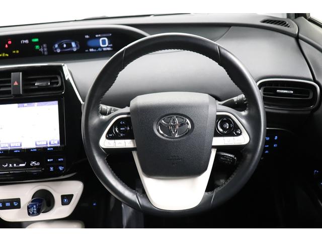 プリウス Ａプレミアム　シートＨ　ＬＫＡ　Ｂｌｕｅｔｏｏｔｈ対応　クリソナー　駐車アシスト　電動パワーシート　電動格納ドアミラー　黒革シート　ＡＣ１００Ｖ　ＳＤ　アイドリングストップ機能　ＬＥＤライト　地デジフルセグ　ＡＣ（30枚目）