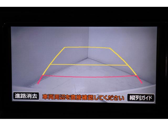 ヴォクシー ＺＳ　８人乗り　片側電動スライドドア　ワンオーナー　フルセグ　メモリーナビ　メディアプレイヤー接続　ＣＤ／ＤＶＤ再生　バックモニタ　ＥＴＣ　純正ＡＷ　ＬＥＤヘッドライト　衝突回避　車線逸脱警報　横滑り防止（5枚目）