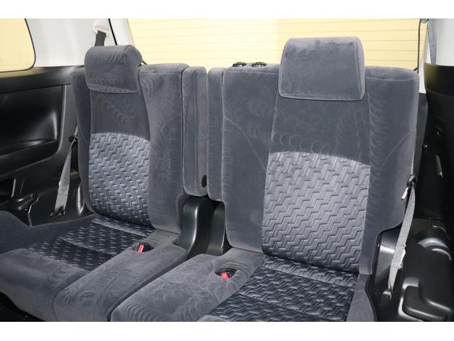 ヴェルファイア ２．５Ｚ　Ａエディション　７人乗り　両側電動スライドドア　ワンオーナー　フルセグ　メモリーナビ　メディアプレイヤー接続　ＣＤ／ＤＶＤ再生　後席モニター　バックモニター　ＥＴＣ　フルフラット　リアエアコン　社外ＡＷ　ＬＥＤヘッド（19枚目）