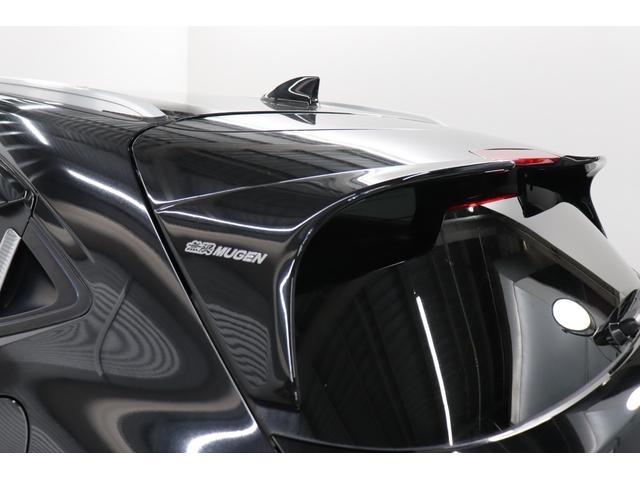 ヴェゼル ハイブリッドＺ　ワンオーナー　フルエアロ　ローダウン　社外マフラー　社外サス　純正アルミホイール　フルセグ　メモリーナビ　メディアプレイヤー接続　ＣＤ／ＤＶＤ再生　ドライブレコーダ　バックモニタ　ＥＴＣ　本革シート（16枚目）