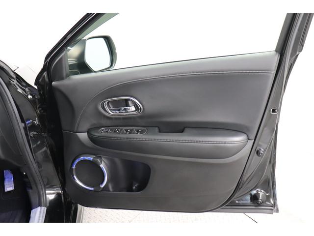 ヴェゼル ハイブリッドＺ　ワンオーナー　フルエアロ　ローダウン　社外マフラー　社外サス　純正アルミホイール　フルセグ　メモリーナビ　メディアプレイヤー接続　ＣＤ／ＤＶＤ再生　ドライブレコーダ　バックモニタ　ＥＴＣ　本革シート（38枚目）