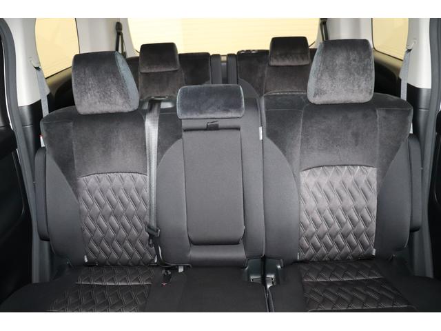 アルファード ２．５Ｓ　Ｂｌｕｅｔｏｏｔｈ音楽　両側電動パワースライドドア　ＬＫＡＳ　電格ミラー　クリソナ　ＡＨＢ　地上デジタル　Ｗエアコン　盗難防止システム　横滑り防止　ナビ＆ＴＶ　パワーステアリング　メモリナビ　ＷエアＢ（16枚目）