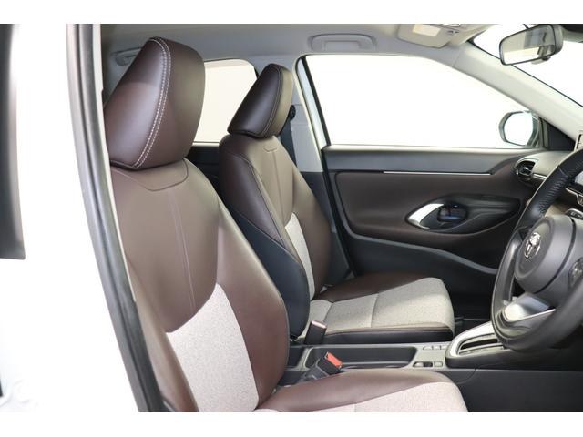 ヤリスクロス ハイブリッドＺ　メモリーナビ　全周囲カメラ　電格ドアミラー　ドライブレコーダ　インテリジェントキー　ブルートゥース　シ－トヒ－タ－　クリソナ　衝突安全ボディ　レーンアシスト　ＵＳＢ　オートマチックハイビーム　ナビＴＶ（20枚目）