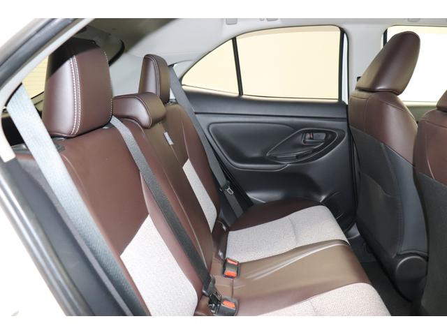 ヤリスクロス ハイブリッドＺ　メモリーナビ　全周囲カメラ　電格ドアミラー　ドライブレコーダ　インテリジェントキー　ブルートゥース　シ－トヒ－タ－　クリソナ　衝突安全ボディ　レーンアシスト　ＵＳＢ　オートマチックハイビーム　ナビＴＶ（24枚目）