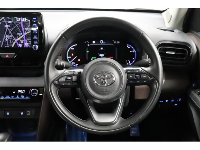 ヤリスクロス ハイブリッドＺ　メモリーナビ　全周囲カメラ　電格ドアミラー　ドライブレコーダ　インテリジェントキー　ブルートゥース　シ－トヒ－タ－　クリソナ　衝突安全ボディ　レーンアシスト　ＵＳＢ　オートマチックハイビーム　ナビＴＶ（29枚目）