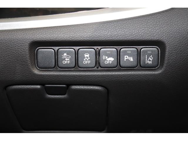 レジェンド ハイブリッド　ＥＸ　ハイブリッド　ＥＸ　ＬＫＡＳ　アダプティブクルーズ　ＣＭＢＳ　フルセグＴＶ　マルチビューカメラ　サンルーフ　ドラレコ　黒革シート　ＬＥＤライト　４ＷＤ　アイドリングストップ　シートエアコン　ＥＴＣ（7枚目）