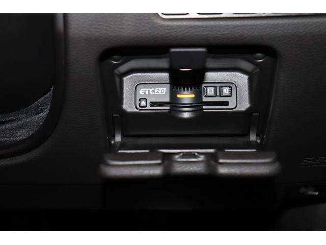 レジェンド ハイブリッド　ＥＸ　ハイブリッド　ＥＸ　ＬＫＡＳ　アダプティブクルーズ　ＣＭＢＳ　フルセグＴＶ　マルチビューカメラ　サンルーフ　ドラレコ　黒革シート　ＬＥＤライト　４ＷＤ　アイドリングストップ　シートエアコン　ＥＴＣ（8枚目）