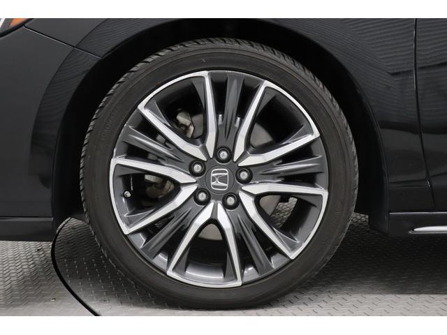 レジェンド ハイブリッド　ＥＸ　ハイブリッド　ＥＸ　ＬＫＡＳ　アダプティブクルーズ　ＣＭＢＳ　フルセグＴＶ　マルチビューカメラ　サンルーフ　ドラレコ　黒革シート　ＬＥＤライト　４ＷＤ　アイドリングストップ　シートエアコン　ＥＴＣ（16枚目）