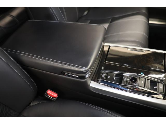 レジェンド ハイブリッド　ＥＸ　ハイブリッド　ＥＸ　ＬＫＡＳ　アダプティブクルーズ　ＣＭＢＳ　フルセグＴＶ　マルチビューカメラ　サンルーフ　ドラレコ　黒革シート　ＬＥＤライト　４ＷＤ　アイドリングストップ　シートエアコン　ＥＴＣ（40枚目）