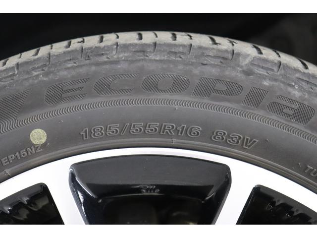 ヤリス ハイブリッドＺ　ワンオーナー　フルセグ　ディスプレイオーディオ　メディアプレイヤー接続　バックモニタ　ＥＴＣ　純正アルミホイール　ＬＥＤヘッドライト　衝突回避　ペダル踏み間違い　車線逸脱警報　横滑り防止　イモビライザ（41枚目）