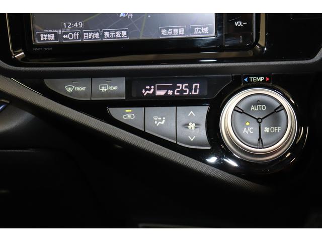 アクア Ｓ　フルセグ　メモリーナビ　メディアプレイヤー接続　ＣＤ／ＤＶＤ再生　バックモニター　ＥＴＣ　ＬＥＤヘッドライト　スマートキー　イモビライザ　アイドリングストップ　ＡＢＳ　エアバッグ　モケットシート（29枚目）