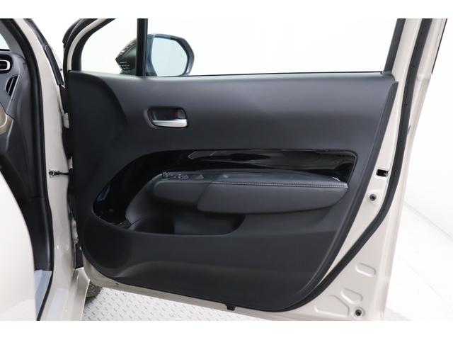 アクア Ｚ　ラフィネ　クリアランスソナー　ＬＥＤヘッドランプ　パノラミックビューモニター　フルセグ　メモリーナビ　レーダークルーズコントロール　ＥＴＣ　スマ－トキ－　ドラレコ　ミュージックプレイヤー接続可　シートヒーター（27枚目）