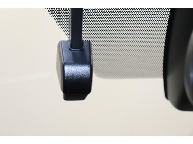 RAV4 ハイブリッドG 全周囲モニタ Pセンサー 衝突被害軽減装置 電動テールゲート ドライブレコーダ フロントカメラ レーダークルコン パノラマサンルーフ AHB ETC2.0 AC100V電源 USB接続 シートヒータ(11枚目)