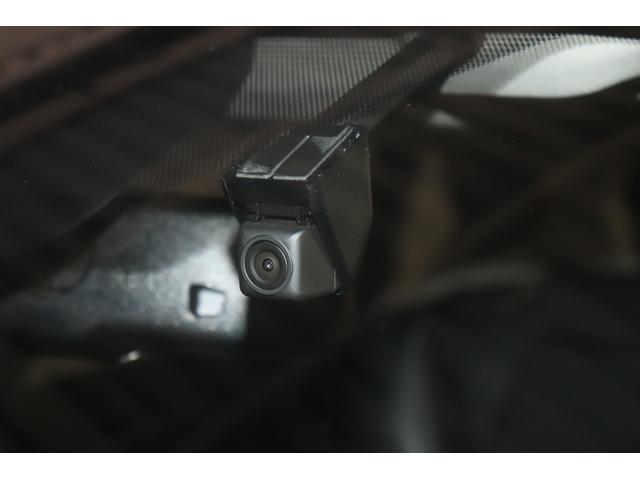 RAV4 ハイブリッドG 全周囲モニタ Pセンサー 衝突被害軽減装置 電動テールゲート ドライブレコーダ フロントカメラ レーダークルコン パノラマサンルーフ AHB ETC2.0 AC100V電源 USB接続 シートヒータ(12枚目)