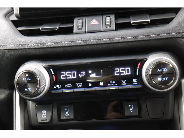 RAV4 ハイブリッドG 全周囲モニタ Pセンサー 衝突被害軽減装置 電動テールゲート ドライブレコーダ フロントカメラ レーダークルコン パノラマサンルーフ AHB ETC2.0 AC100V電源 USB接続 シートヒータ(32枚目)