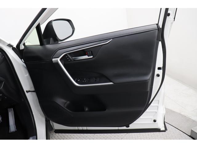 ＲＡＶ４ Ｇ　ＵＳＢ接続　ソナー　シートＨ　車線逸脱警告　ＡＨＢ　オートライト　Ｂカメラ　パワーウインドウ　カーテンエアバック　運転席パワーシート　ワンオーナ　イモビライザー　電動格納ミラー　キーレス　ＥＴＣ付（3枚目）