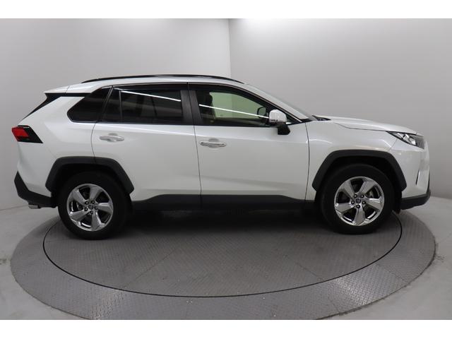 ＲＡＶ４ Ｇ　ＵＳＢ接続　ソナー　シートＨ　車線逸脱警告　ＡＨＢ　オートライト　Ｂカメラ　パワーウインドウ　カーテンエアバック　運転席パワーシート　ワンオーナ　イモビライザー　電動格納ミラー　キーレス　ＥＴＣ付（6枚目）