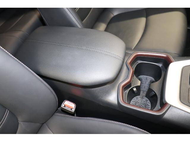 ＲＡＶ４ Ｇ　ＵＳＢ接続　ソナー　シートＨ　車線逸脱警告　ＡＨＢ　オートライト　Ｂカメラ　パワーウインドウ　カーテンエアバック　運転席パワーシート　ワンオーナ　イモビライザー　電動格納ミラー　キーレス　ＥＴＣ付（22枚目）