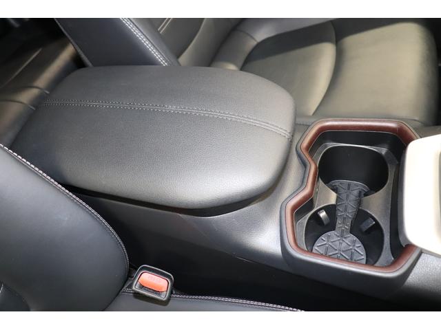 RAV4 G ワンオーナ 4WD フルセグ メモリーナビ メディアプレイヤー接続 ドライブレコーダ バックモニタ ETC パワーシート ブラインドスポットモニタ パノラミックビューモニタ 純正AW LEDヘッド(40枚目)