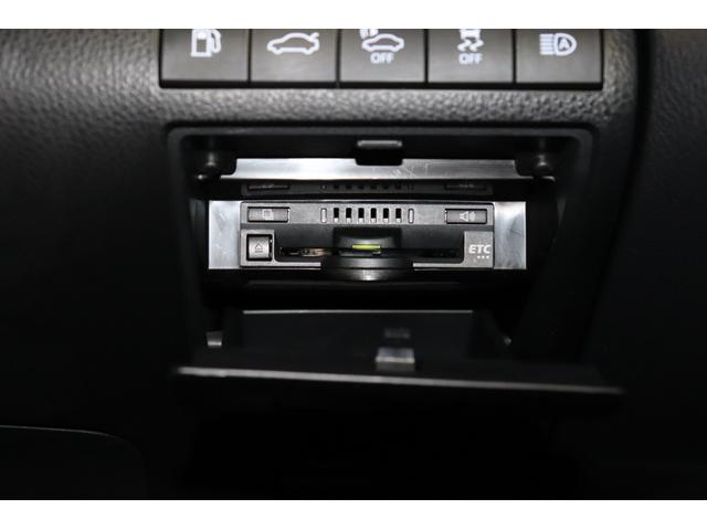 カムリ Ｇレザーパッケージ　ワンオーナー　バックモニター　ＥＴＣ　スマートキー　ＬＥＤライト　純正アルミ　パワーシート　メモリーナビ　フルセグＴＶ　ＣＤ　衝突軽減システム　ペダル踏み間違　ＢＳＭ　クリアランスソナー（8枚目）