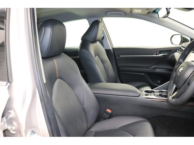 カムリ Ｇレザーパッケージ　ワンオーナー　バックモニター　ＥＴＣ　スマートキー　ＬＥＤライト　純正アルミ　パワーシート　メモリーナビ　フルセグＴＶ　ＣＤ　衝突軽減システム　ペダル踏み間違　ＢＳＭ　クリアランスソナー（18枚目）