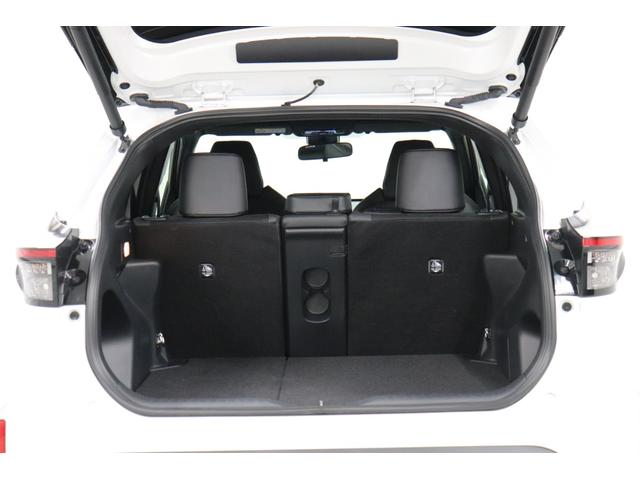 ヤリスクロス GRスポーツ ワンオーナー メモリナビ メディアプレイヤ接続 ETC バックモニター LEDヘッド 純正AW 衝突回避 ペダル踏み間違い 車線逸脱警報 先進ライト ブラインドスポットモニタ パノラミックビューモニタ(24枚目)