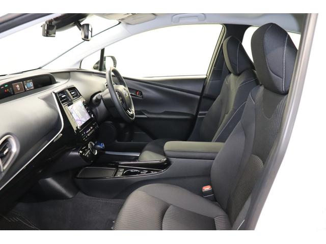 プリウスＰＨＶ Ａ　バックモニター　ＥＴＣ　スマートキー　ＬＥＤライト　純正アルミ　パワーシート　ドラレコ　ＴＣナビ　フルセグＴＶ　衝突軽減システム　ＢＳＭ　ヘッドアップディスプレイ　ペダル踏み間違　横滑り防止　クルコン（22枚目）