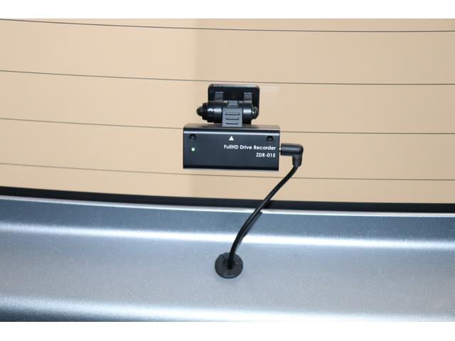 ミライース Ｘ　スマートセレクションＳＡ　横滑防止装置　ナビＴＶ　ＤＶＤ再生　バックカメラ　メモリーナビ　アイドリングＳ　電動格納ミラー　衝突安全ボディ　キーレス　盗難防止システム　ＡＢＳ　ＥＴＣ　エアコン　パワーステアリング　Ｗエアバッグ（10枚目）