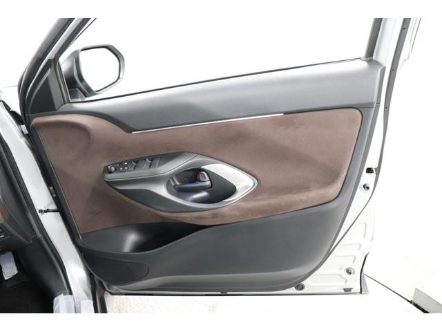 ヤリスクロス Ｚ　ＢＬＵＥＴＯＯＴＨ　バックモニタ　ワンオーナ　横滑り防止システム　追従式クルーズコントロール　電動格納ミラー　シートＨ　ＵＳＢ接続　オートマチックハイビーム　イモビ　カーテンエアバッグ　ＴＶ　エアコン（40枚目）