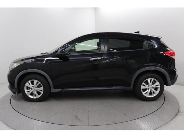 ヴェゼル Ｘ　追突軽減ブレーキ　ブルートゥースオーディオ　地ＴＶ　メモリ－ナビ　リアカメラ　ＤＶＤ再生　スマ－トキ－　オートライト　サイドエアバッグ　ナビ＆ＴＶ　ＥＴＣ車載器　パワーウィンドウ　盗難防止システム（10枚目）