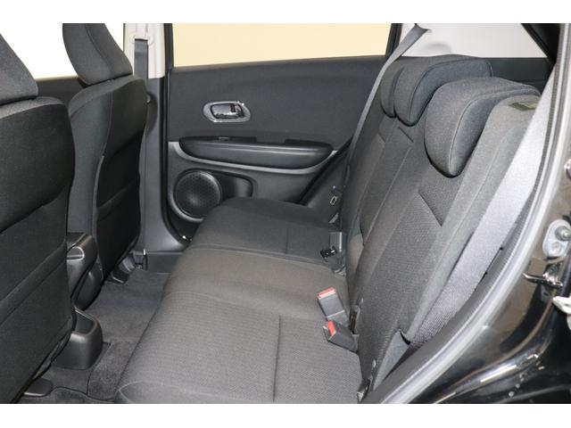 ヴェゼル Ｘ　追突軽減ブレーキ　ブルートゥースオーディオ　地ＴＶ　メモリ－ナビ　リアカメラ　ＤＶＤ再生　スマ－トキ－　オートライト　サイドエアバッグ　ナビ＆ＴＶ　ＥＴＣ車載器　パワーウィンドウ　盗難防止システム（19枚目）