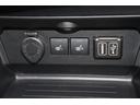 運転席助手席にシートヒーター装備です。寒い日には欠かせませんね。USB、HDMI、シガーソケットも装備です。便利ですね。