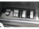運転席パワーウィンドウスイッチの様子になります。