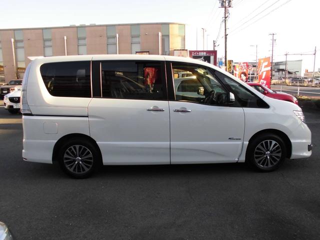 セレナ ハイウェイスター Vセレクション+セーフティ SHV(3枚目)