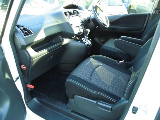 セレナ ハイウェイスター Vセレクション+セーフティ SHV(16枚目)