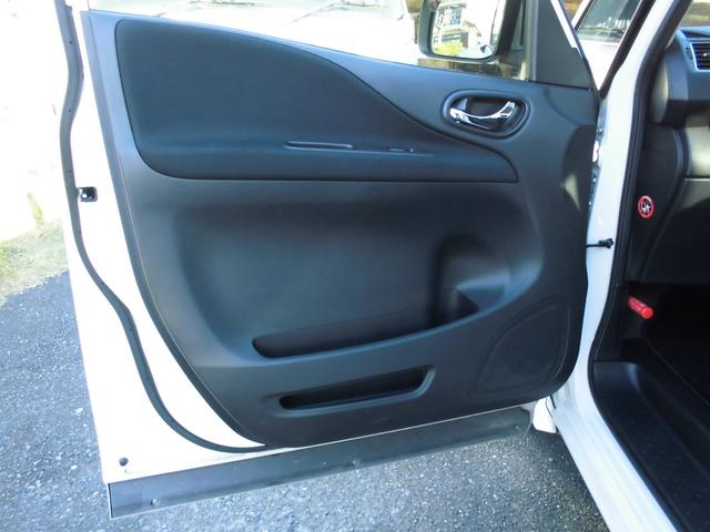 セレナ ハイウェイスター Vセレクション+セーフティ SHV(17枚目)