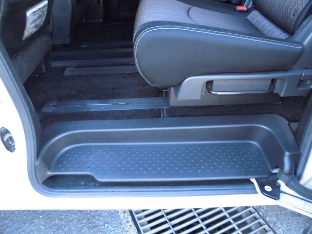 セレナ ハイウェイスター Vセレクション+セーフティ SHV(23枚目)