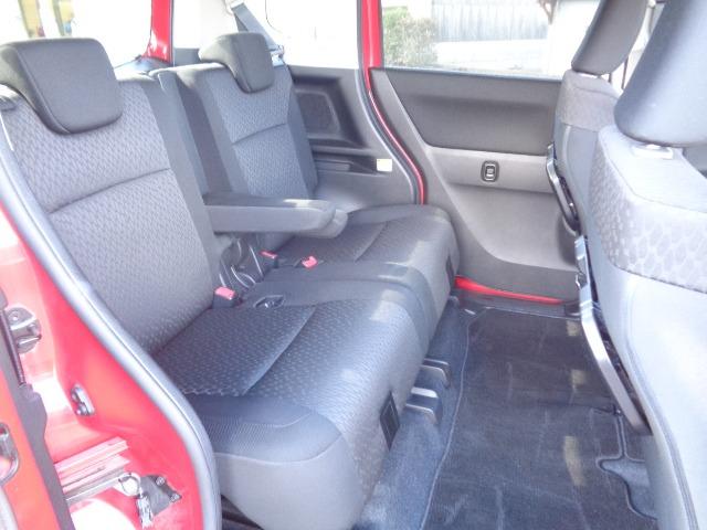 デリカD:2 カスタムハイブリッドMV 4WD 社外ナビ バックカメラ ETC シートヒーター ステアリングリモコン衝突被害軽減システム LEDヘッドライト クルーズコントロール 走行距離無制限1年保証付き ワンオーナー(5枚目)