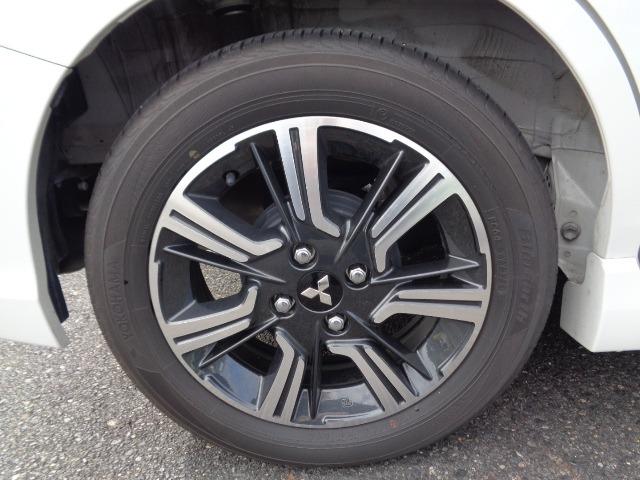 デリカＤ：２ カスタムハイブリッドＭＶ　全方位カメラパッケージ　８インチナビ　全方位モニター　衝突被害軽減システム　シートヒーター　クルーズコントロール　ＬＥＤヘッドライト　ＥＴＣ　パドルシフト　ステアリングリモコン　走行距離無制限１年保証付き（31枚目）