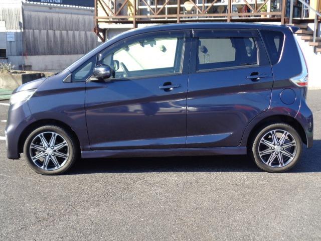 eKカスタム Tセーフティパッケージ ターボ 純正ナビ 全方位モニター クルーズコントロール HID ETC ドアミラーウィンカー ステアリングリモコン シートヒーター 走行距離無制限1年保証付き(17枚目)