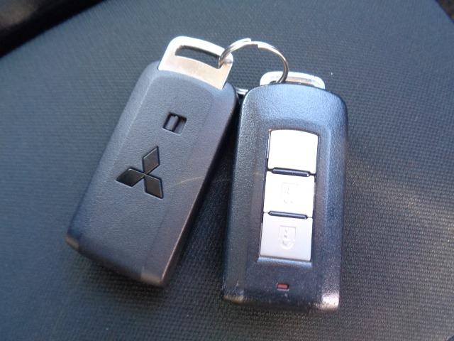 eKカスタム Tセーフティパッケージ ターボ 純正ナビ 全方位モニター クルーズコントロール HID ETC ドアミラーウィンカー ステアリングリモコン シートヒーター 走行距離無制限1年保証付き(24枚目)