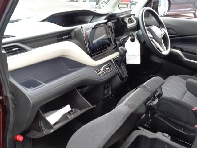 デリカD:2 ハイブリッドMZ 全方位カメラパッケージ 純正ナビ 全方位モニター シートヒーター 両側電動スライドドア LEDヘッドライト ステアリングリモコン クルーズコントロール ETC 走行距離無制限1年保証付き(11枚目)